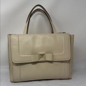 Kate Spade New York Cream Smooth Leather "Bow Terrace Bradshaw" Satchel Coquette